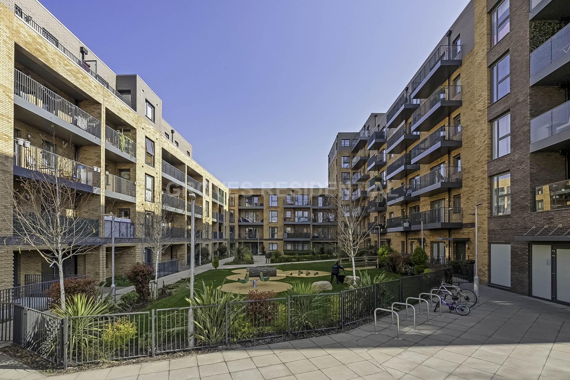 Kingston Road, New Malden, Image 15
