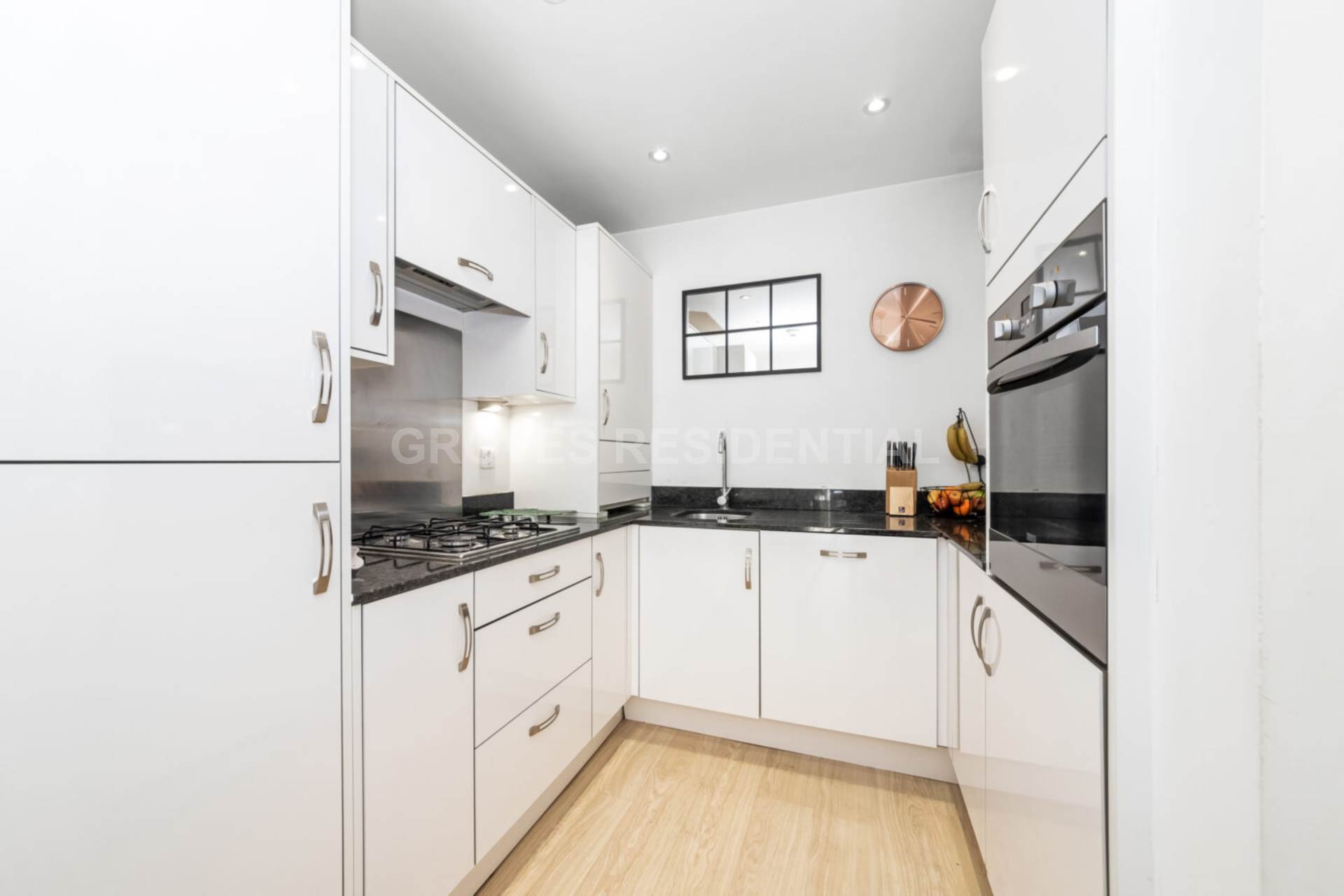 Alric Avenue, New Malden, Image 5