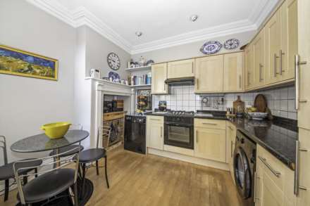 Alric Avenue, New Malden, Image 9