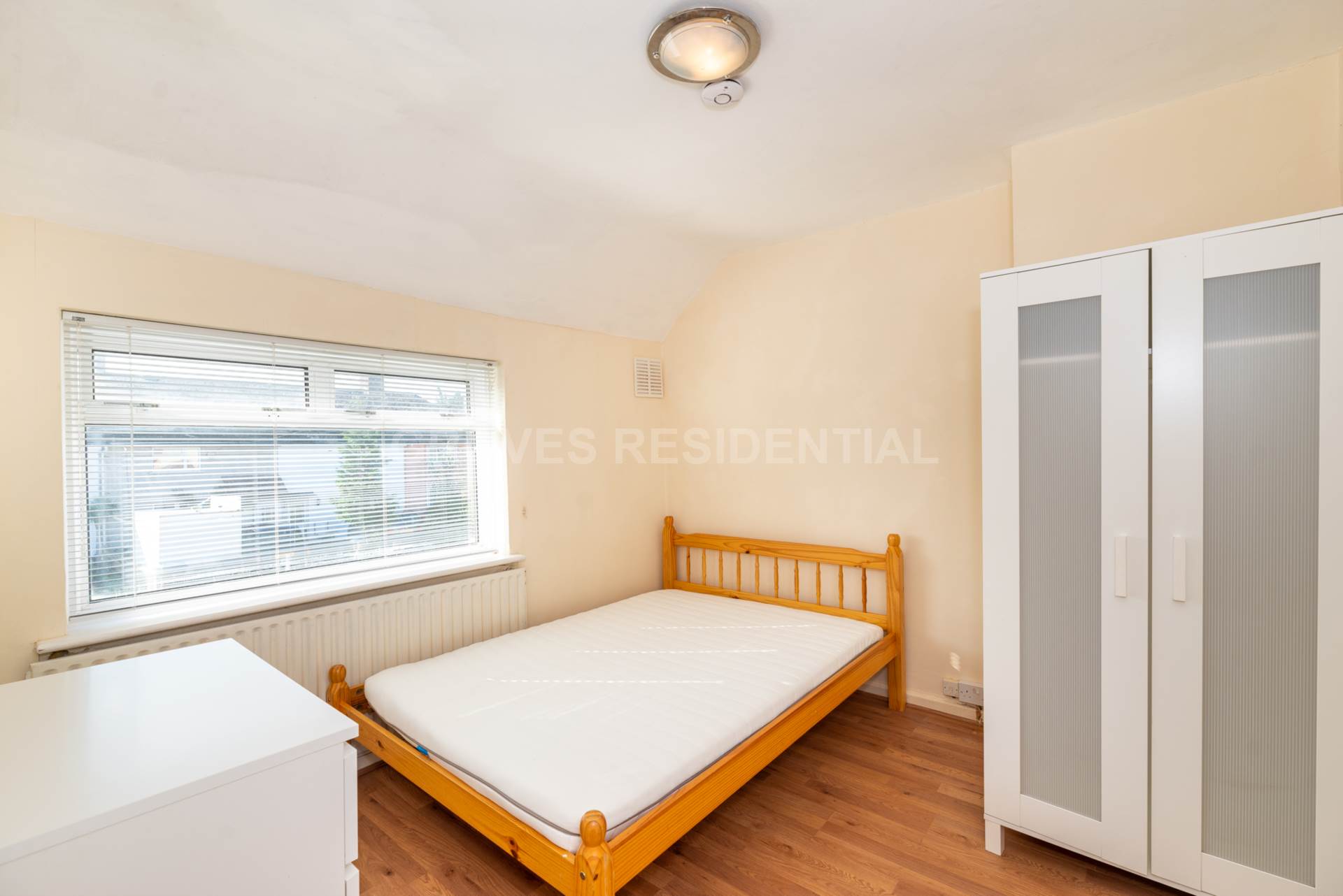 Fleetwood Road, Kingston Upon Thames, Image 6