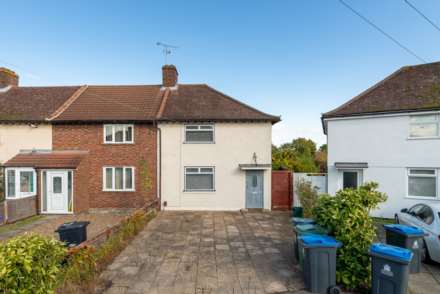 3 Bedroom End Terrace, Fleetwood Road, Kingston Upon Thames