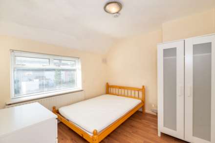 Fleetwood Road, Kingston Upon Thames, Image 6