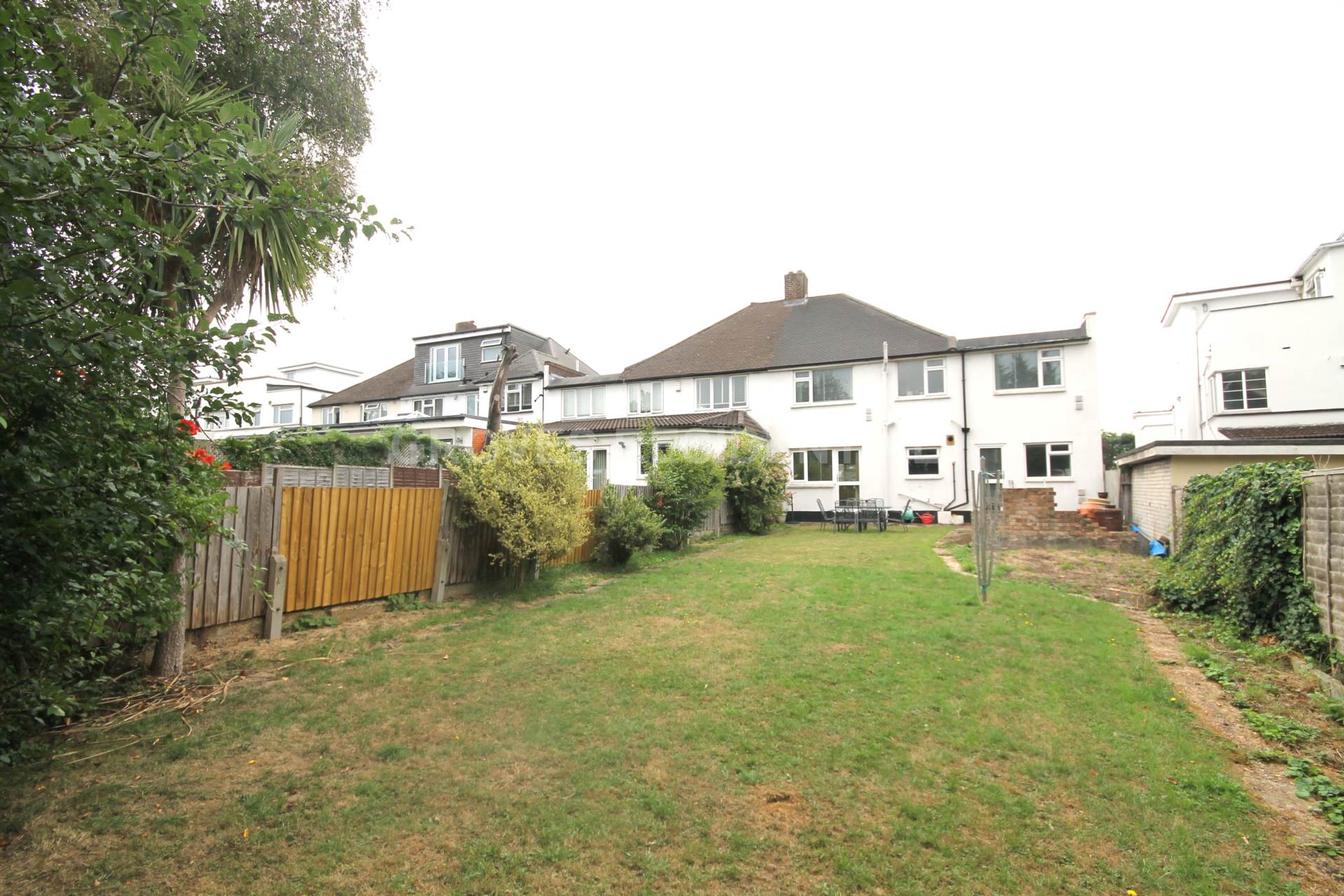 Meadow Hill, New Malden, Image 23