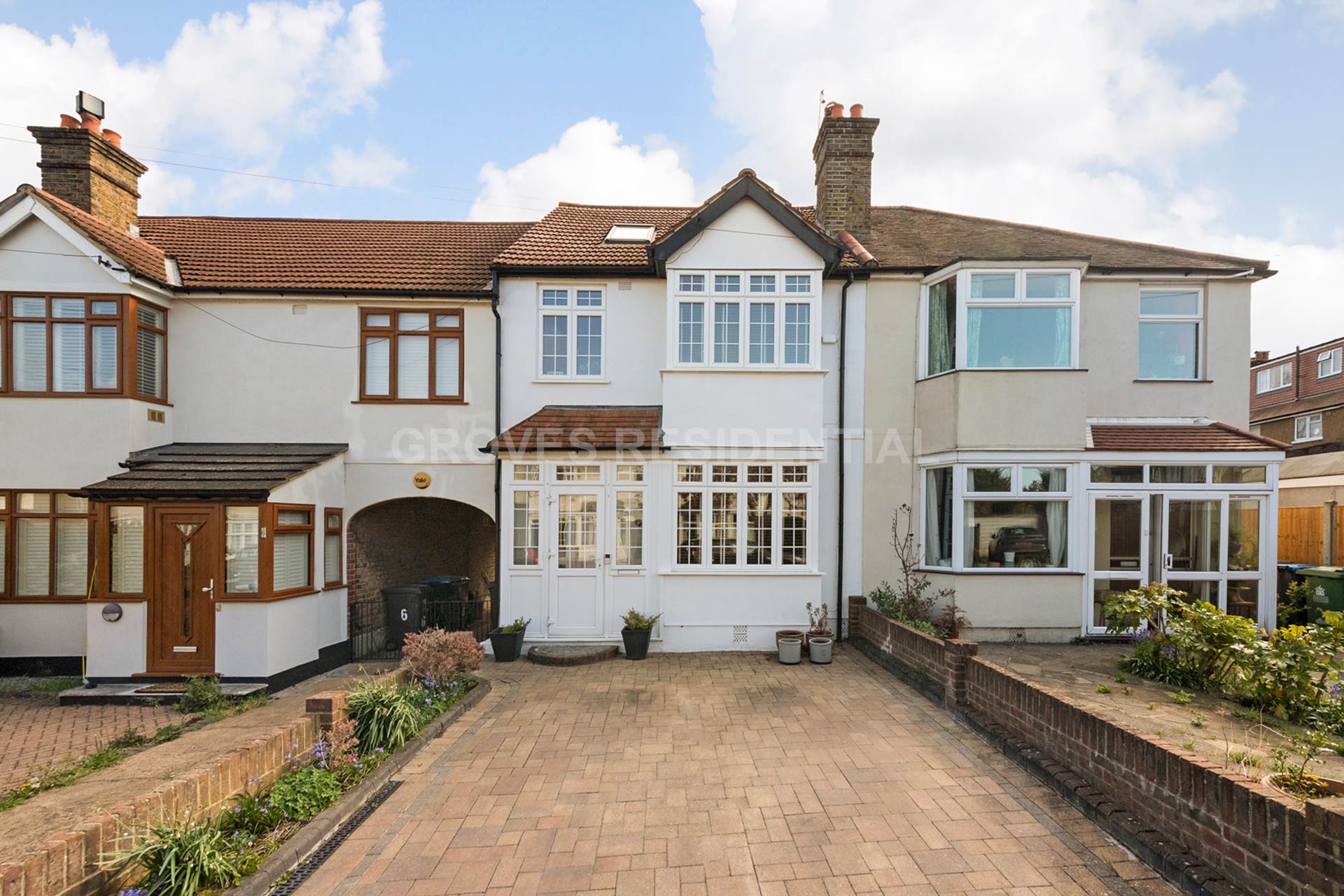 Myrtle Grove, New Malden, Image 1