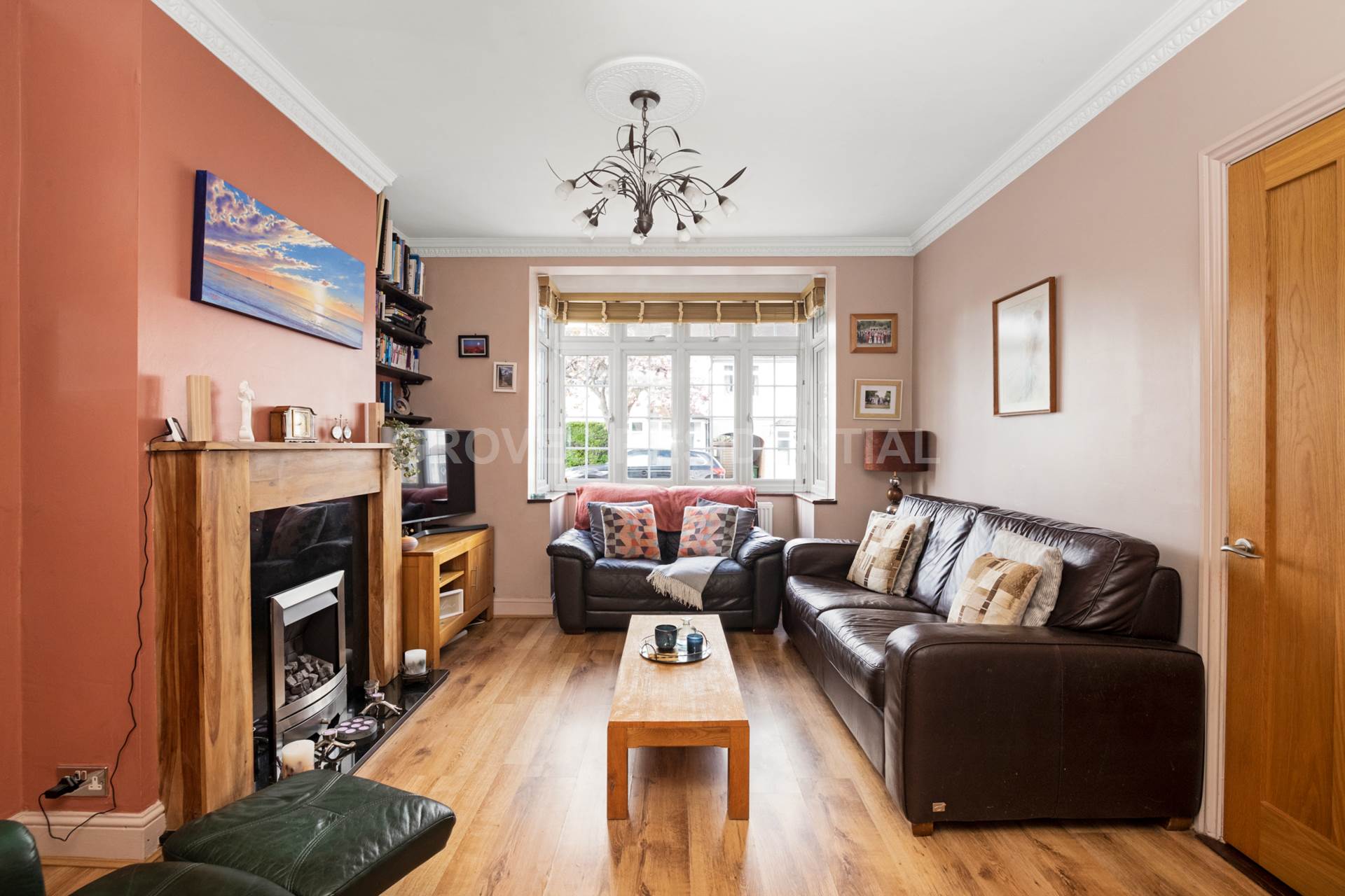 Myrtle Grove, New Malden, Image 4