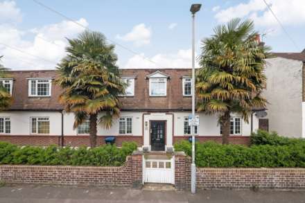 Beresford Court, Beresford Road