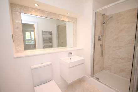 Royal Quarter, Seven Kings Way, Image 5