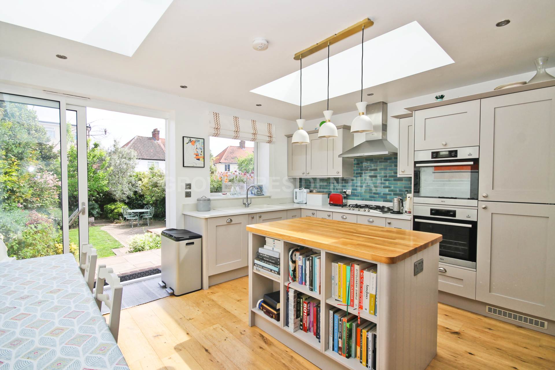 Groveland Way, New Malden, Image 2