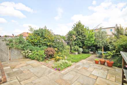 Groveland Way, New Malden, Image 15