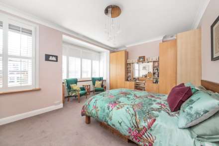 Dukes Avenue, New Malden, Image 13
