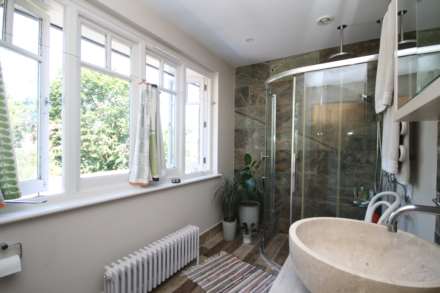 Burberry Close, New Malden, Image 10