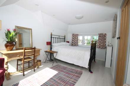 Burberry Close, New Malden, Image 16