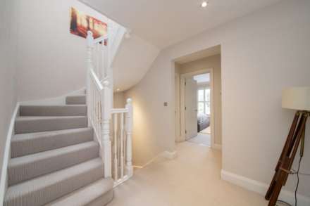 Elm Road, Kingston Upon Thames, Image 13