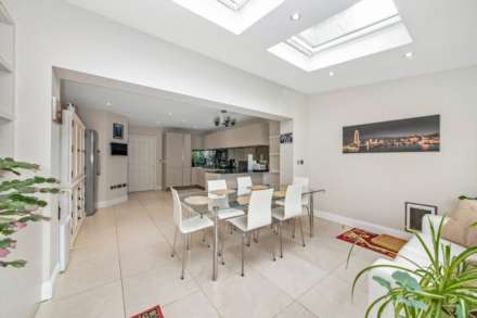 Elm Road, Kingston Upon Thames, Image 3
