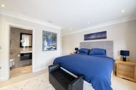 Elm Road, Kingston Upon Thames, Image 8