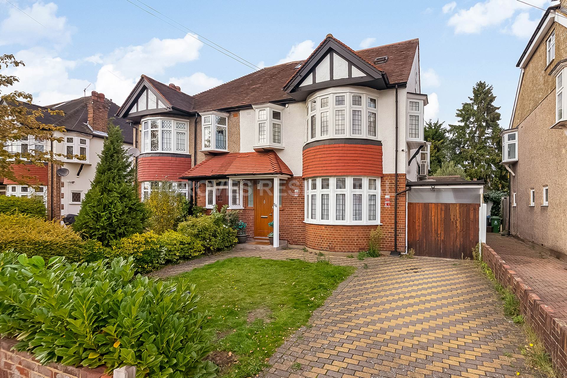 Buxton Drive, New Malden, Image 1