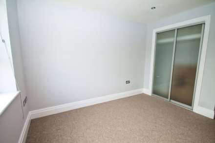 Alexander House, Royal Quarter, Seven Kings Way, Image 6