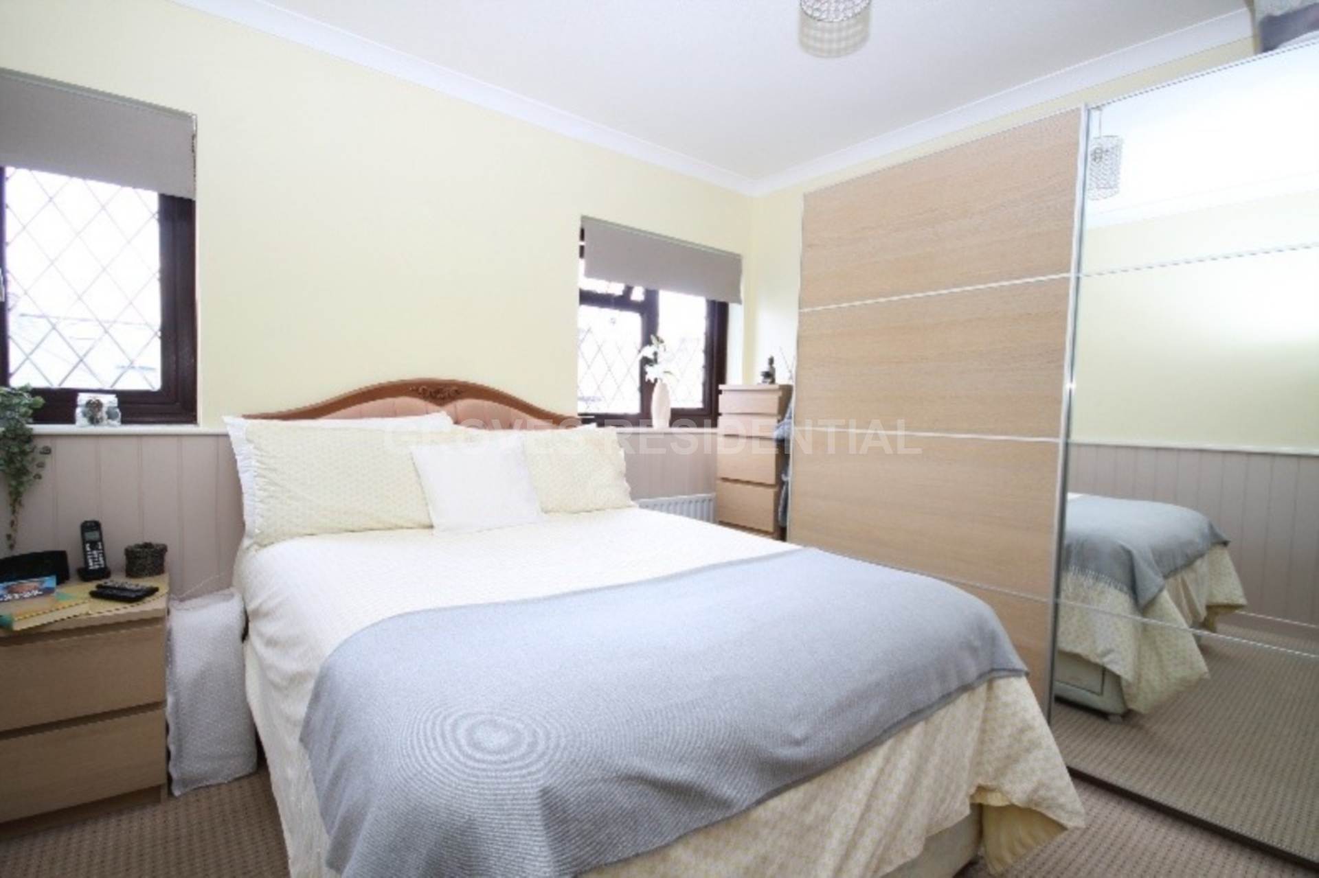 The Crescent, New Malden, Image 10