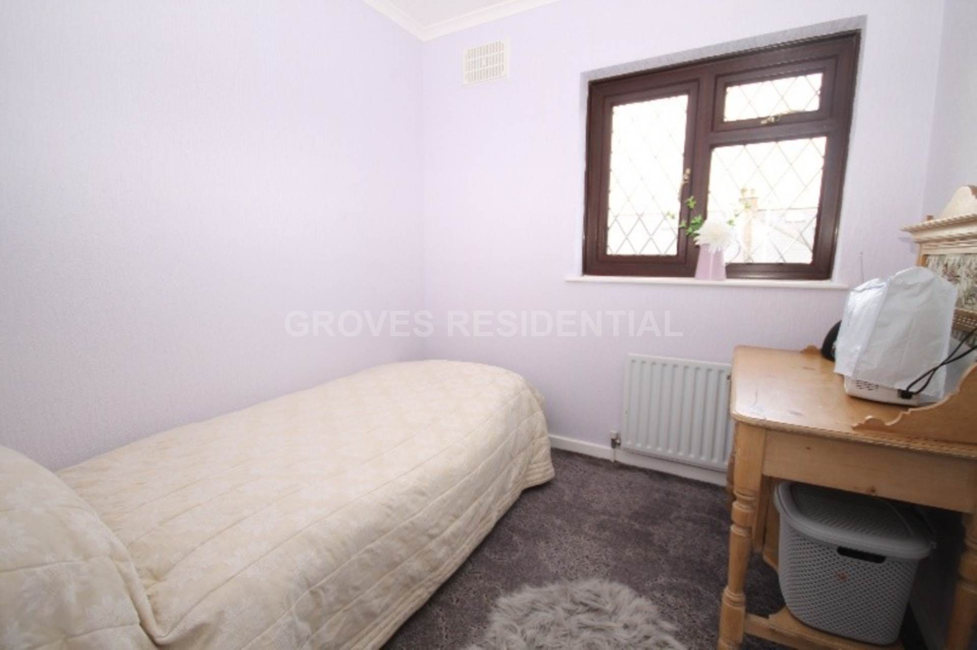 The Crescent, New Malden, Image 13