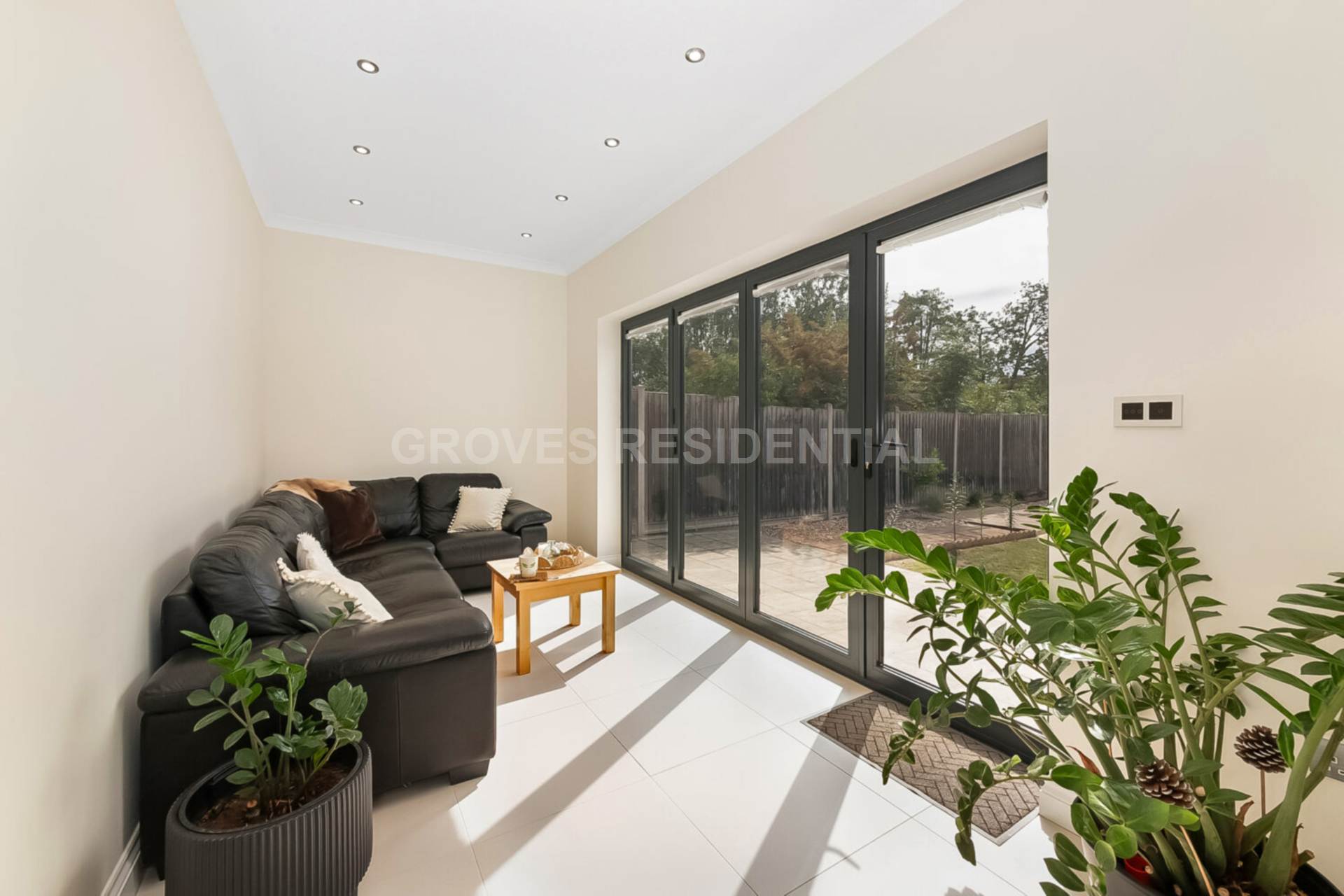 Darley Drive, New Malden, Image 8