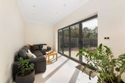 Darley Drive, New Malden, Image 8