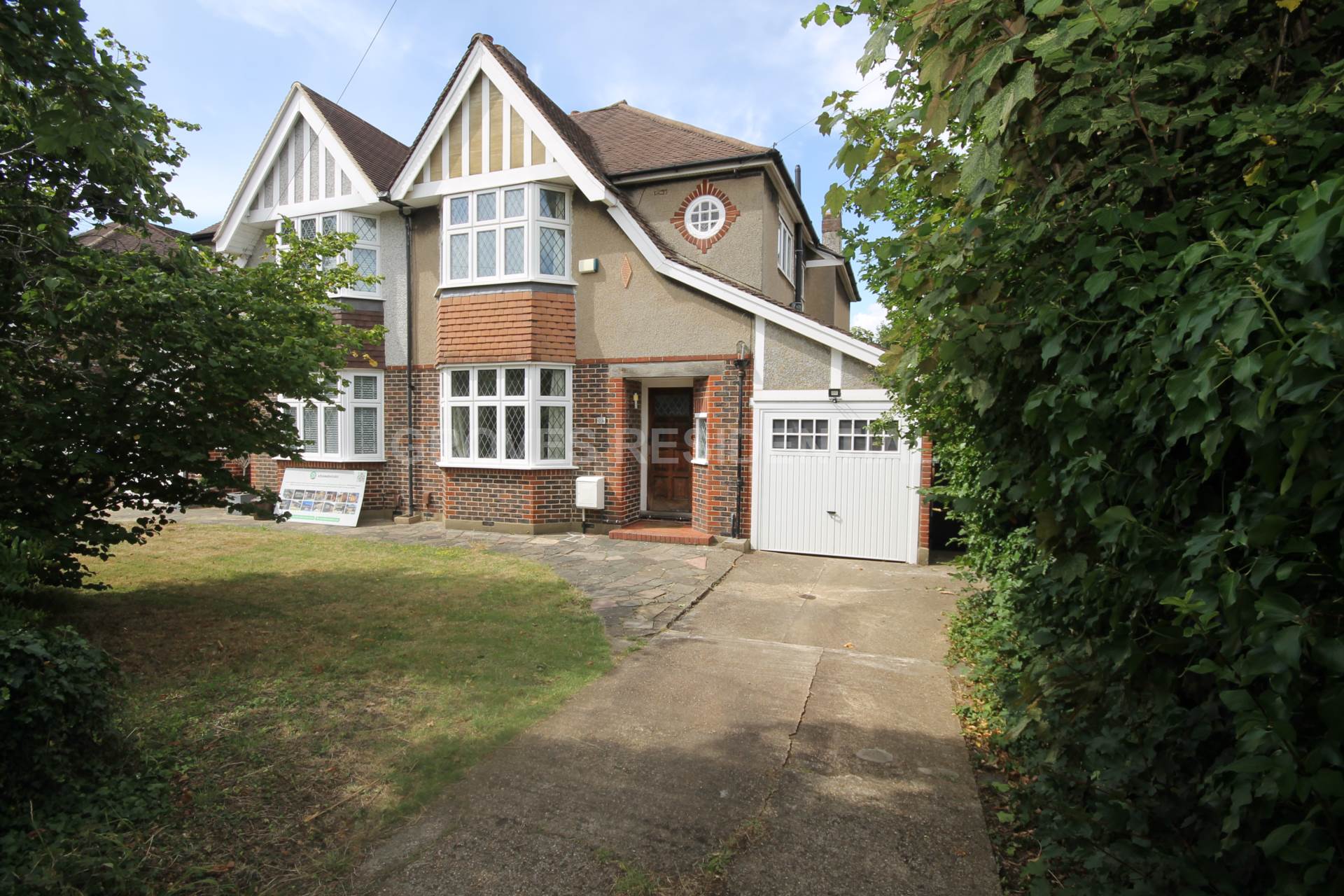 Leyfield, Worcester Park, Image 1