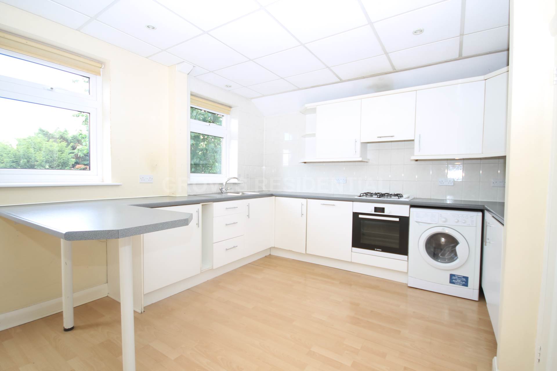 Leyfield, Worcester Park, Image 2