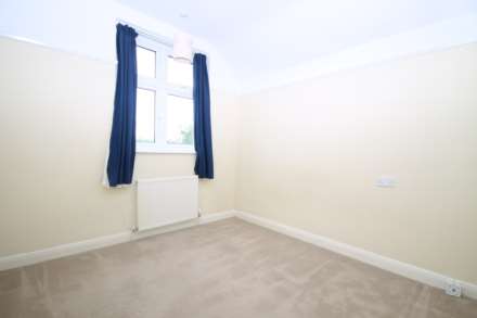 Leyfield, Worcester Park, Image 11