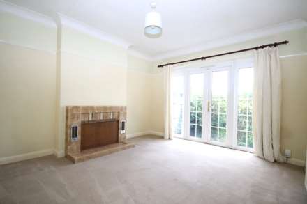 Leyfield, Worcester Park, Image 5