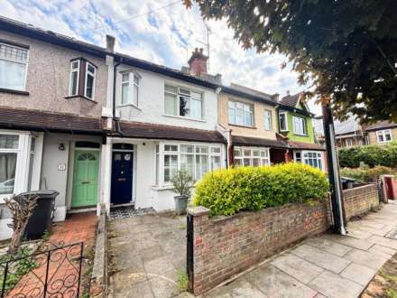 Melrose Gardens, New Maden, Image 1