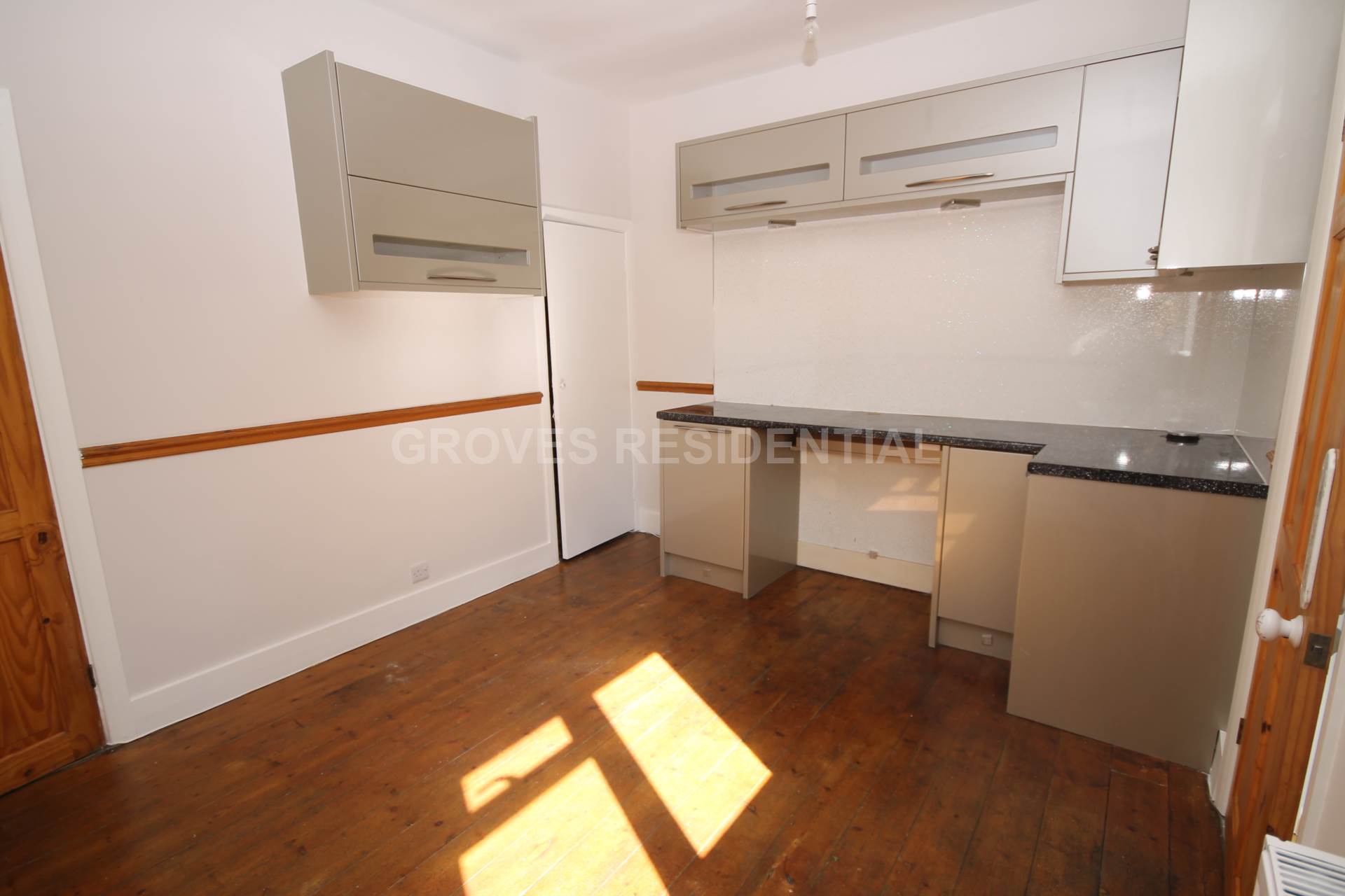 Elm Road, Kingston Upon Thames, Image 5
