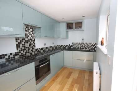 Elm Road, Kingston Upon Thames, Image 3