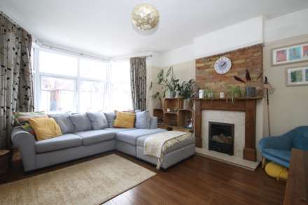 Claremont Avenue, New Malden, Image 2