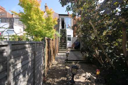 Claremont Avenue, New Malden, Image 5