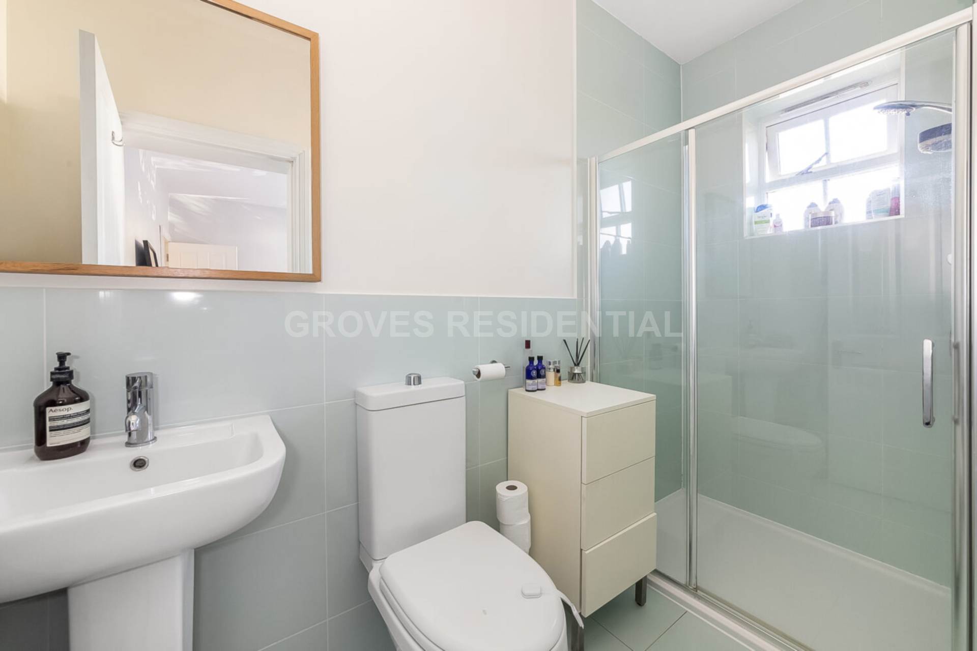 Poplar Grove, New Malden, Image 12