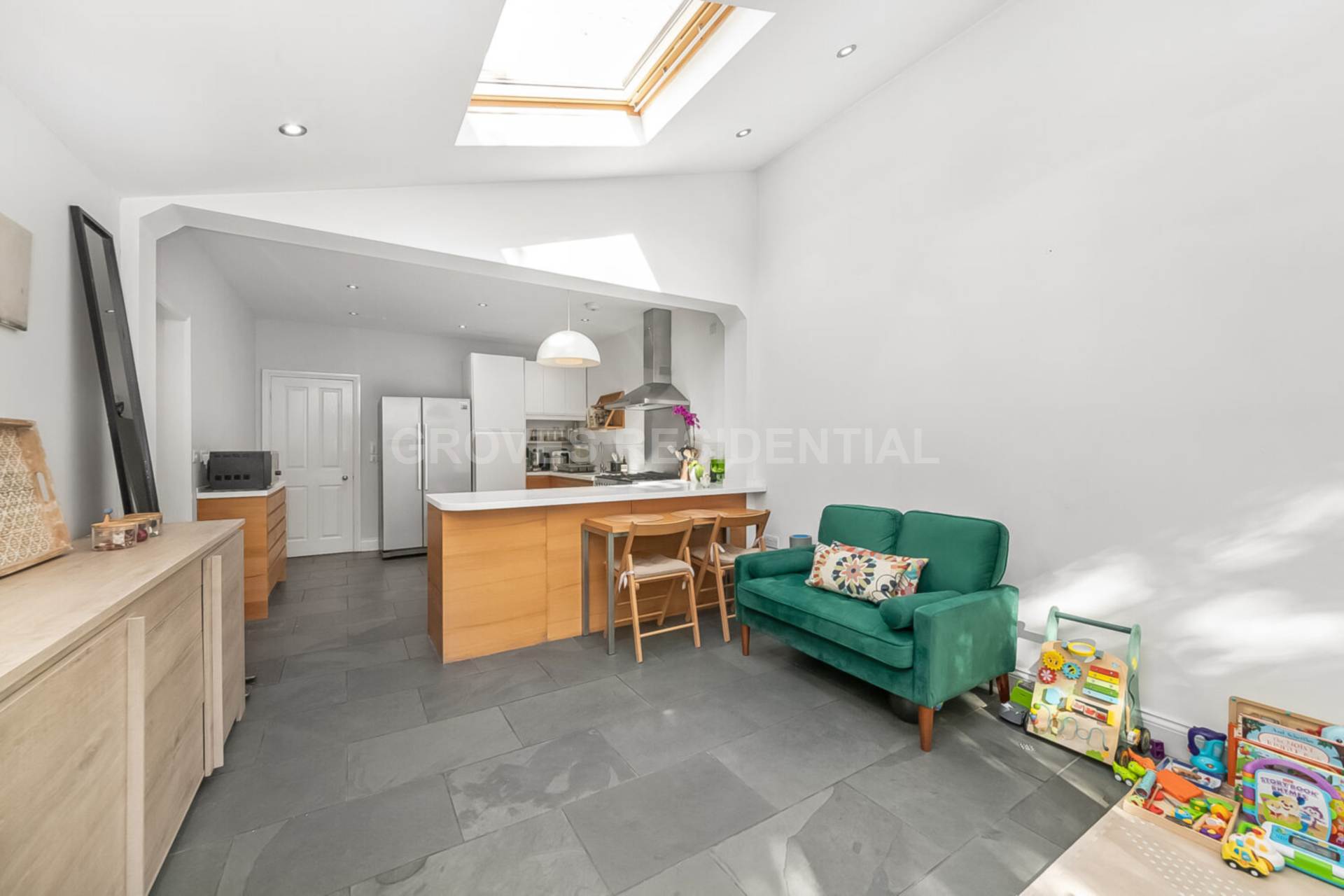 Poplar Grove, New Malden, Image 7