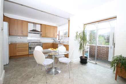 Mayfair Avenue, Worcester Park, Image 7