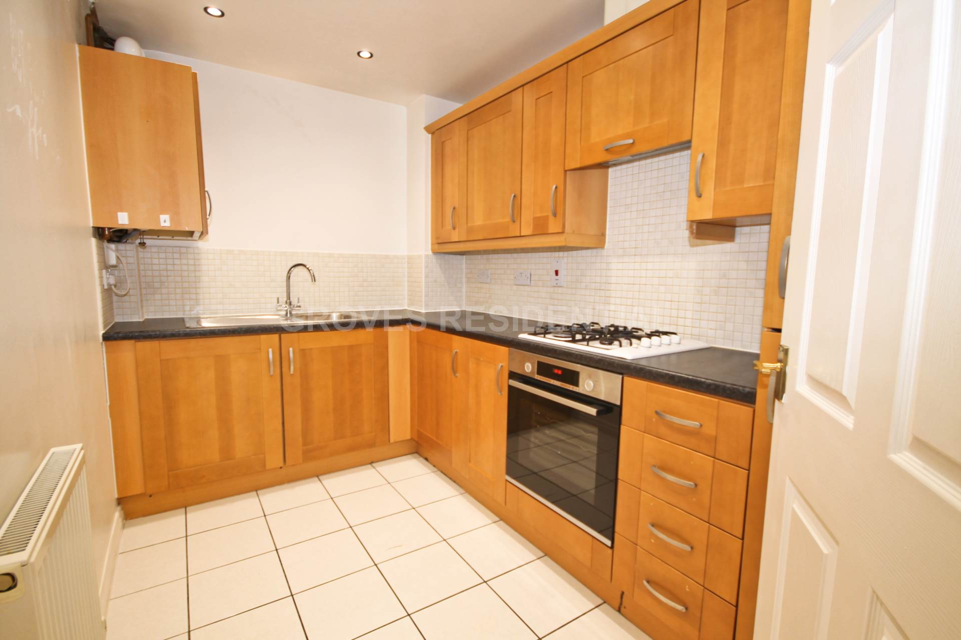Dukes Avenue, New Malden, Image 4