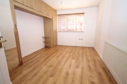 Dukes Avenue, New Malden, Image 5