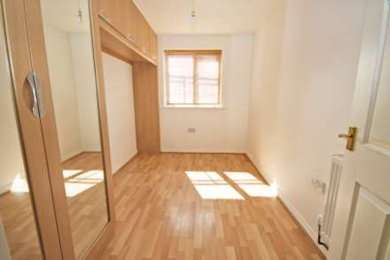 Dukes Avenue, New Malden, Image 7