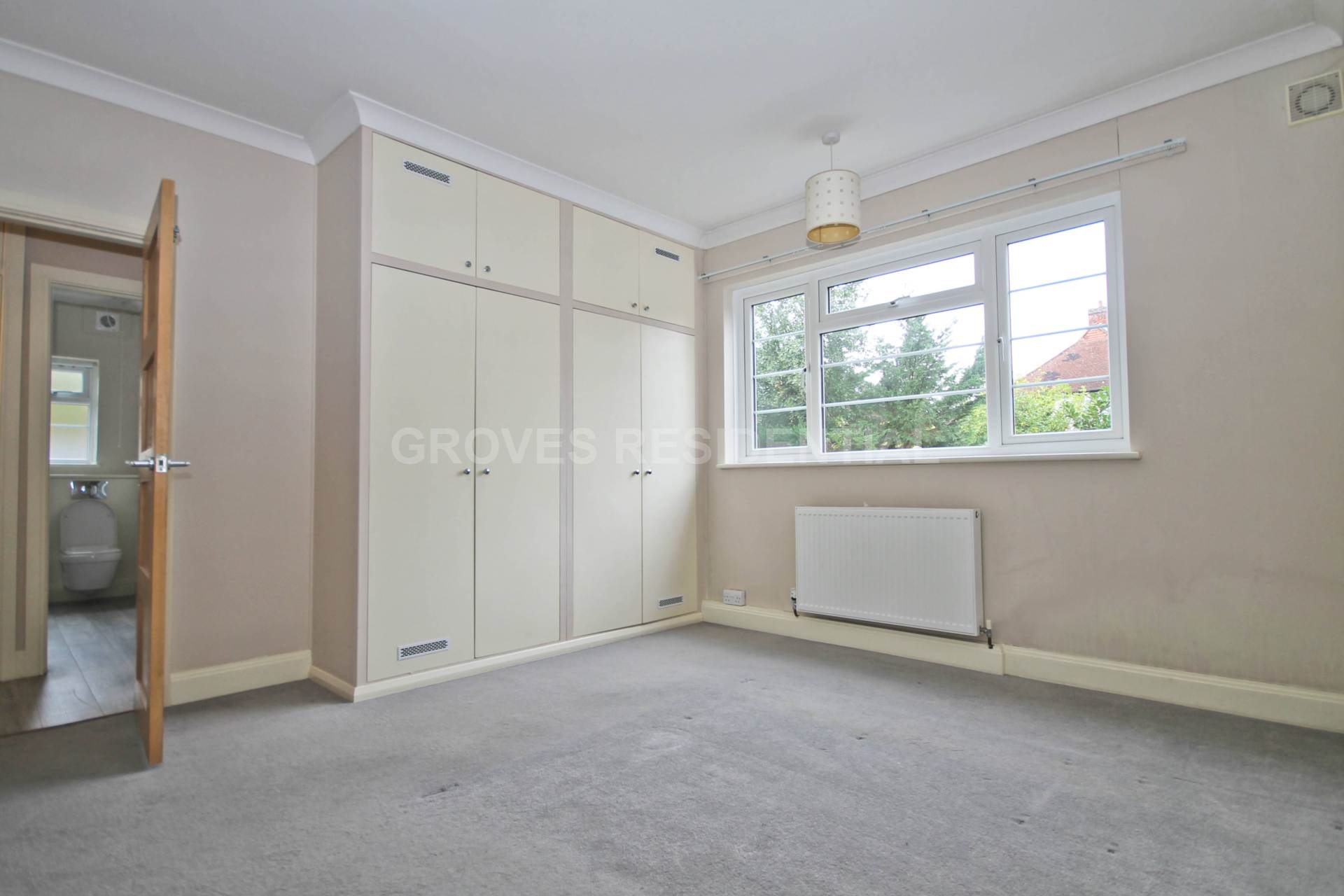 Field Place, New Malden, Image 5