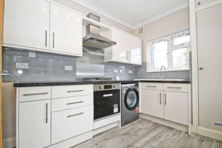 Field Place, New Malden, Image 2