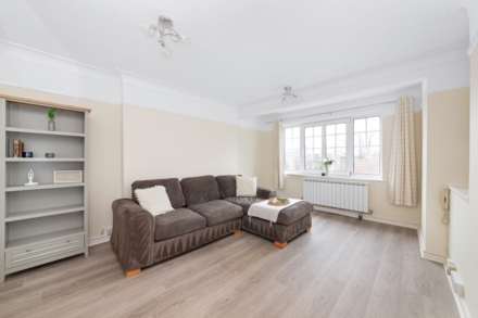 Kelvedon Close, Kingston Upon Thames, Image 3