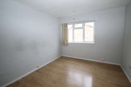 Newborough Green, New Malden, Image 8