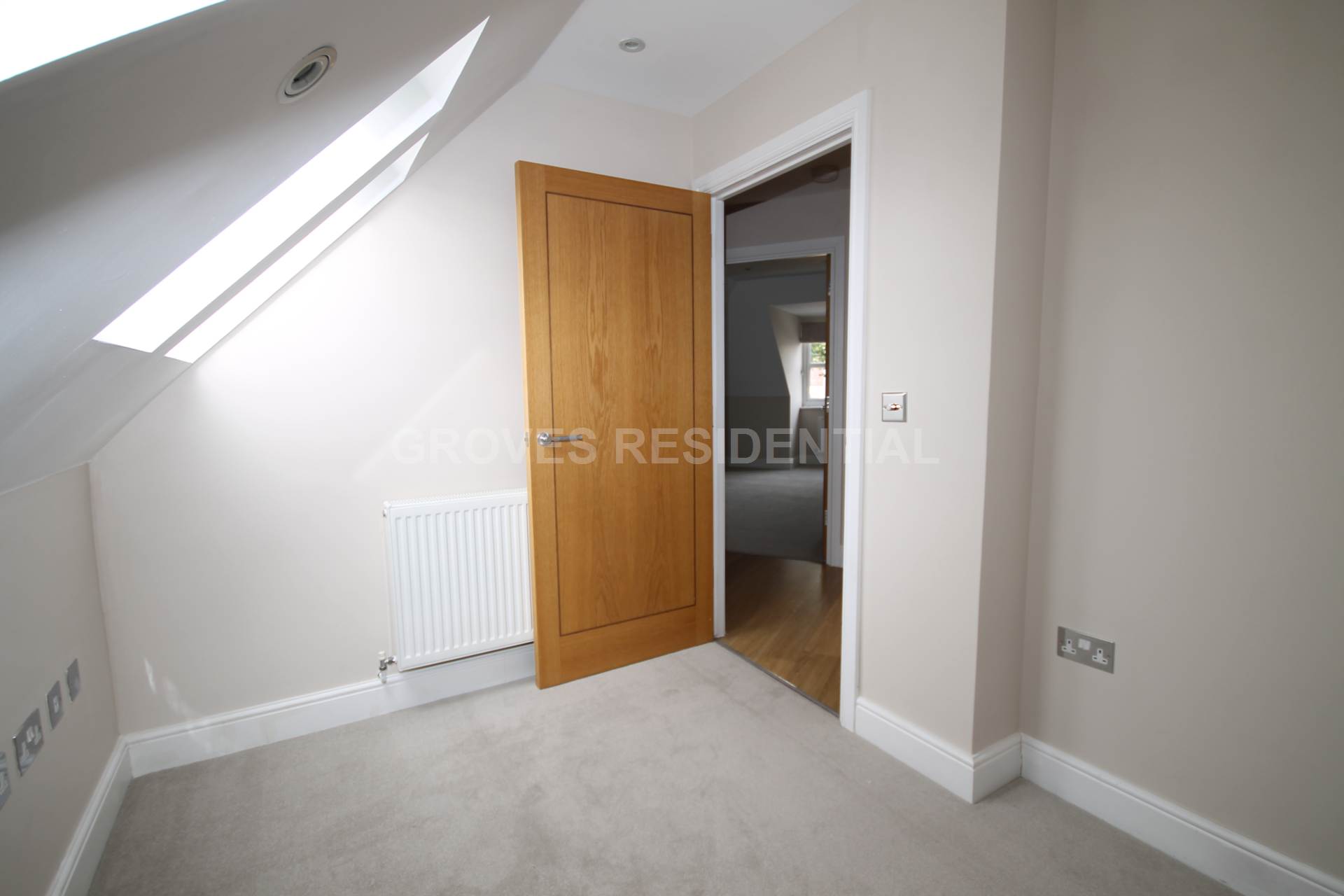 Kingston Road, New Malden, Image 11
