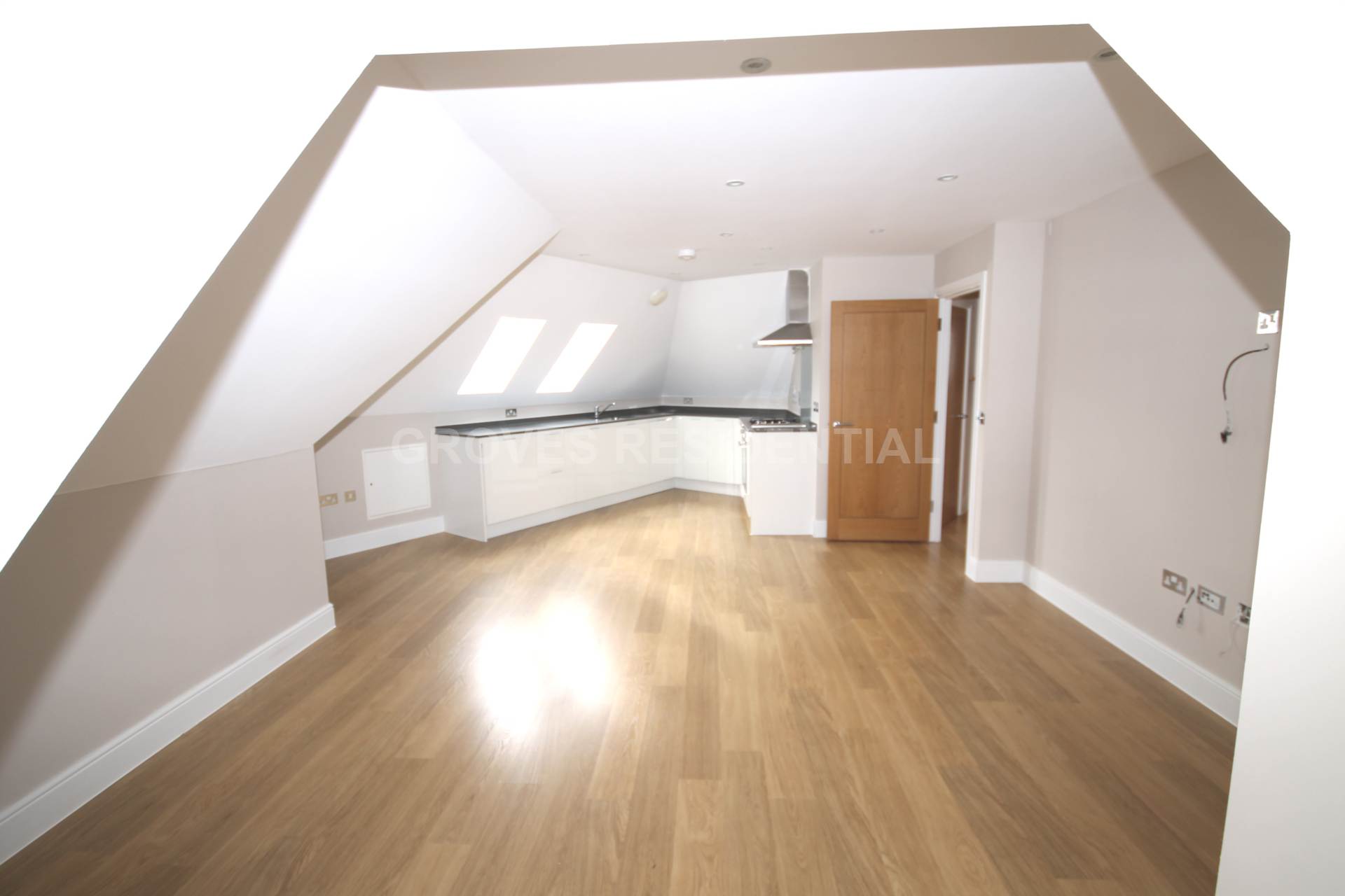 Kingston Road, New Malden, Image 4