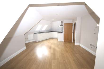 Kingston Road, New Malden, Image 4