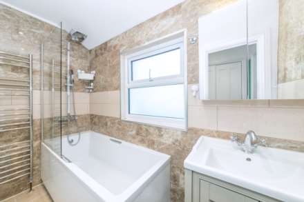 Cambridge Road, New Malden, Image 15