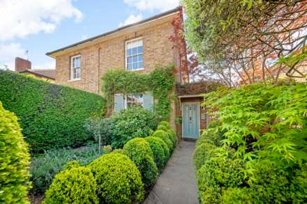 Property For Sale Chestnut Grove, New Malden