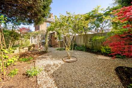 Chestnut Grove, New Malden, Image 12